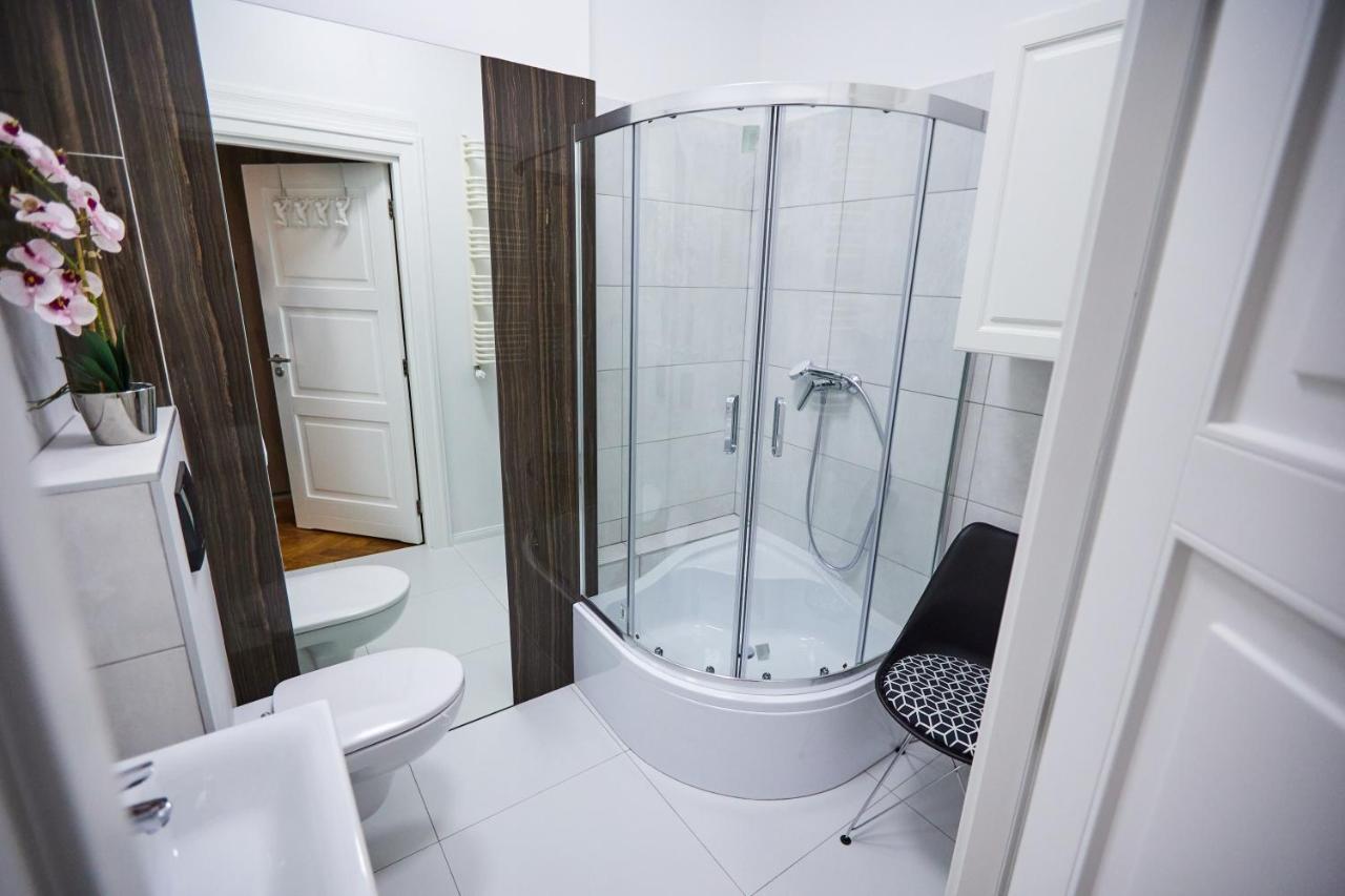 Art Deco Apartament Dla 6 Osob Chorzow/Katowice 6A Екстериор снимка